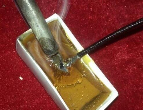 電烙鐵頭不粘錫？元器件焊不上咋辦？